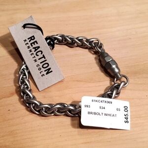 🏈NEW KENNETH COLE BRACELET